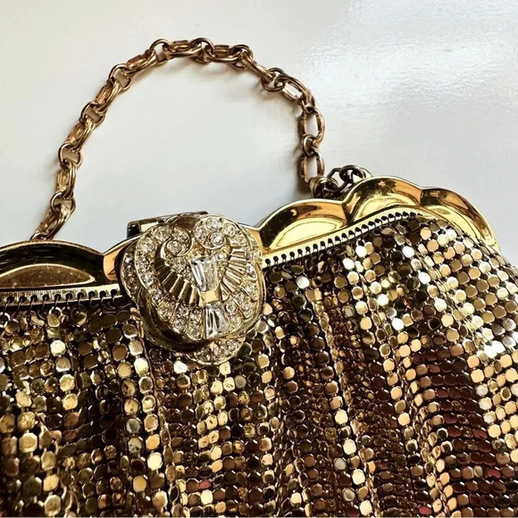 Whiting & Davis Co Vintage Golden Mesh Bag With Rhinestone/Jeweled Clasp - Picture 6 of 13